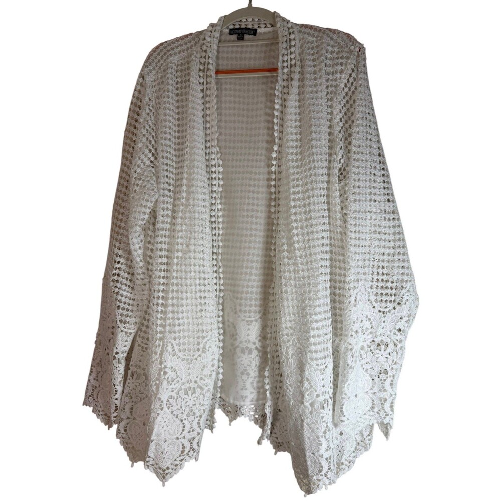 The Pyramid Collection White Lace Open Front Bohemian Size XL Cardigan